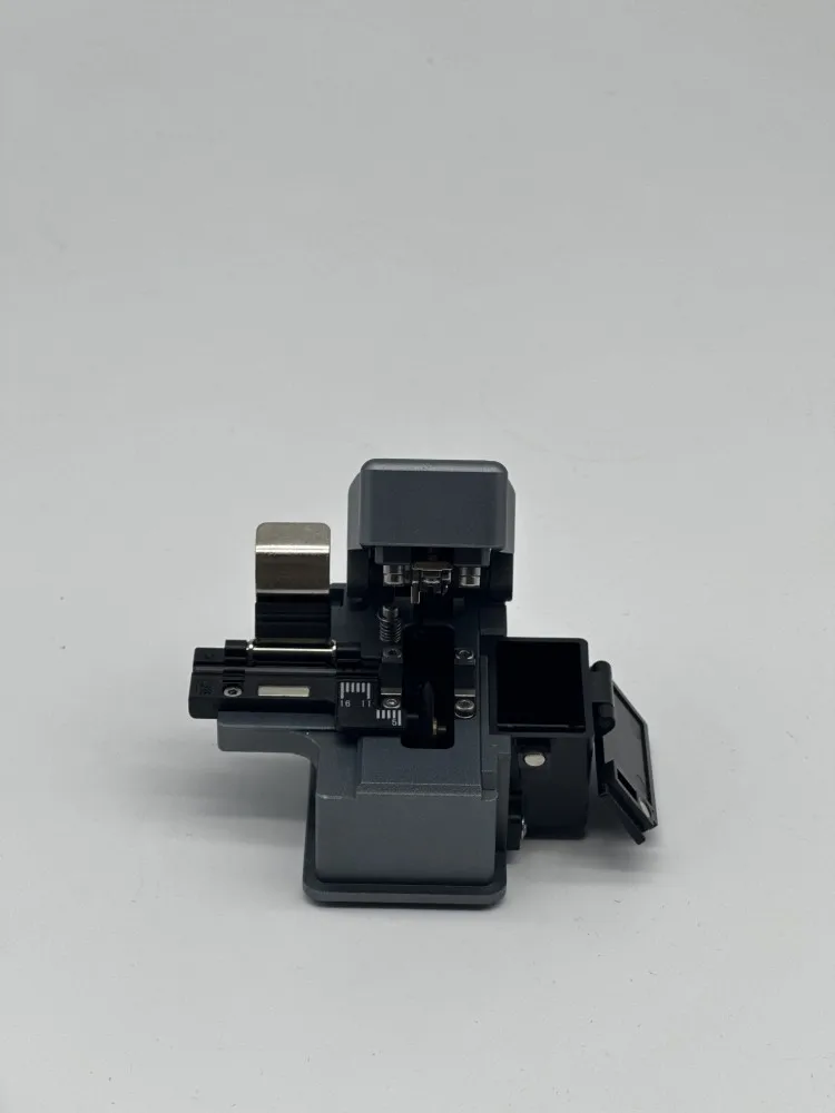 YT-52 TAM OTOMATİK FİBER OPTİK KESİCİ